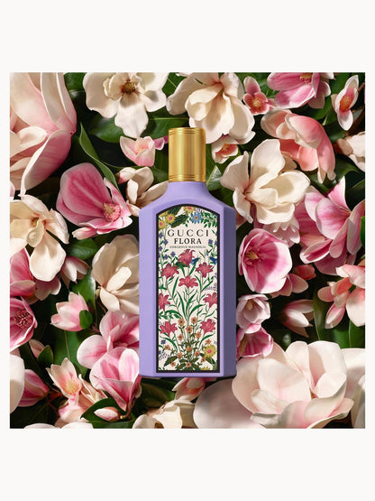 Gucci Flora Gorgeous Magnolia Eau de Parfum bottle detail