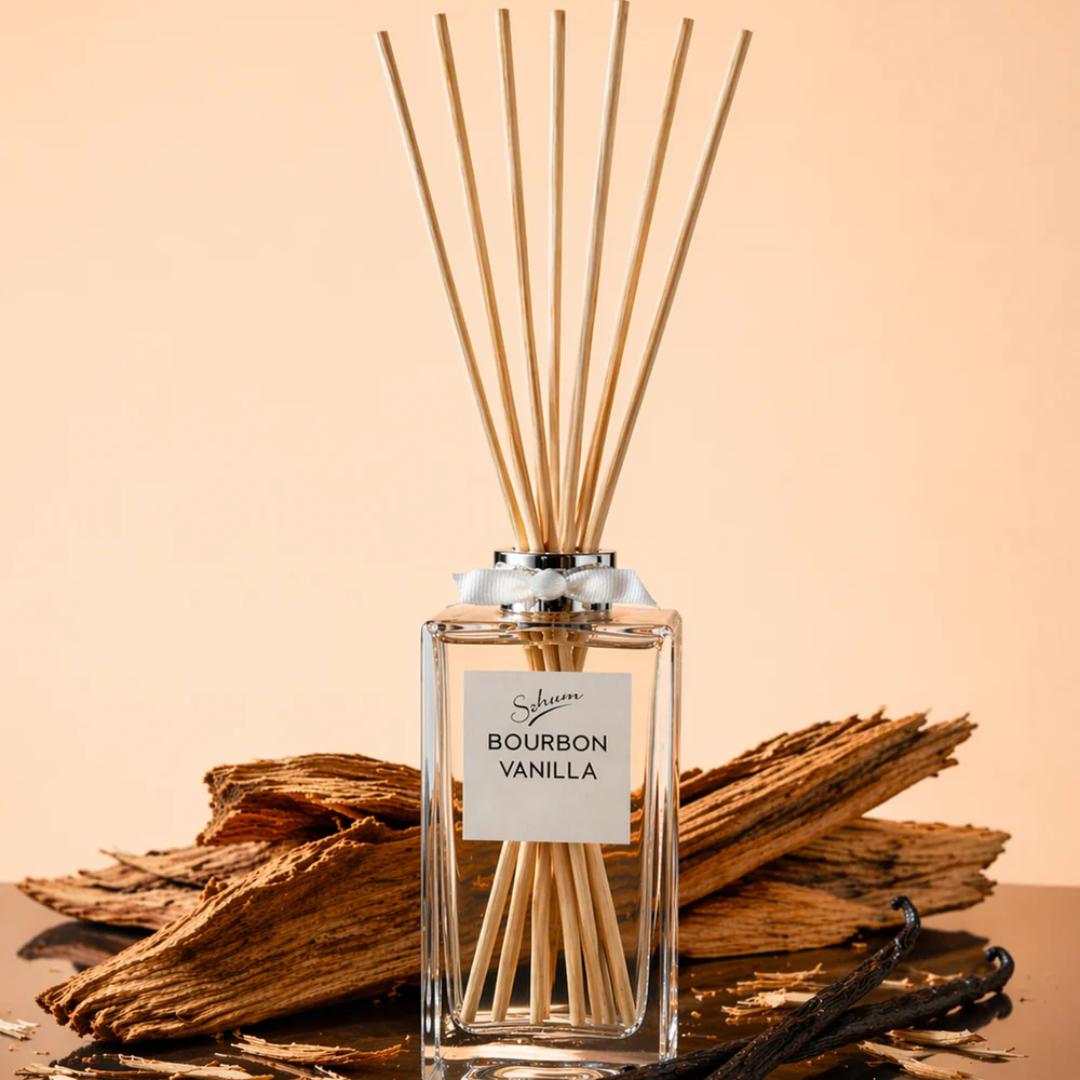 Sohum Bourbon Vanilla Signature Candle 420g & Diffuser 160ml Bundle