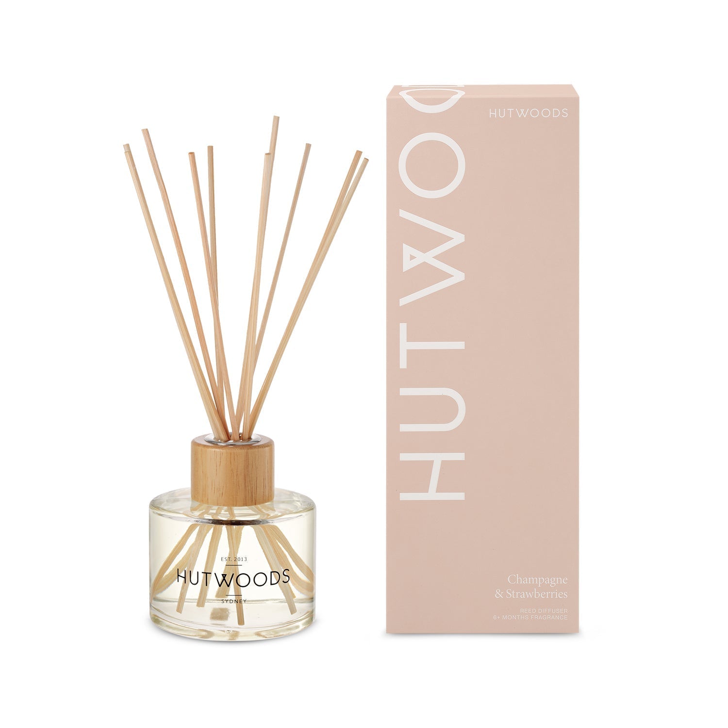Hutwoods Champagne & Strawberries Large Candle 500g & Reed Diffuser 200mL Bundle image 2