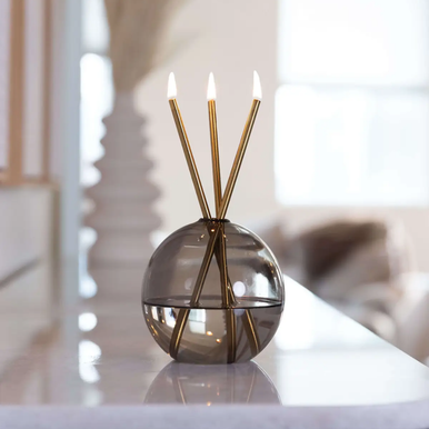 Everlasting Candle Co - Everlasting Candle Co Neva Signature Set - Storm Vase & Gold Candle Sticks - The Perfume Company