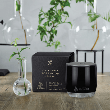 Urban Rituelle Black Amber, Rosewood & Cedar Candle 140g - The Perfume Company