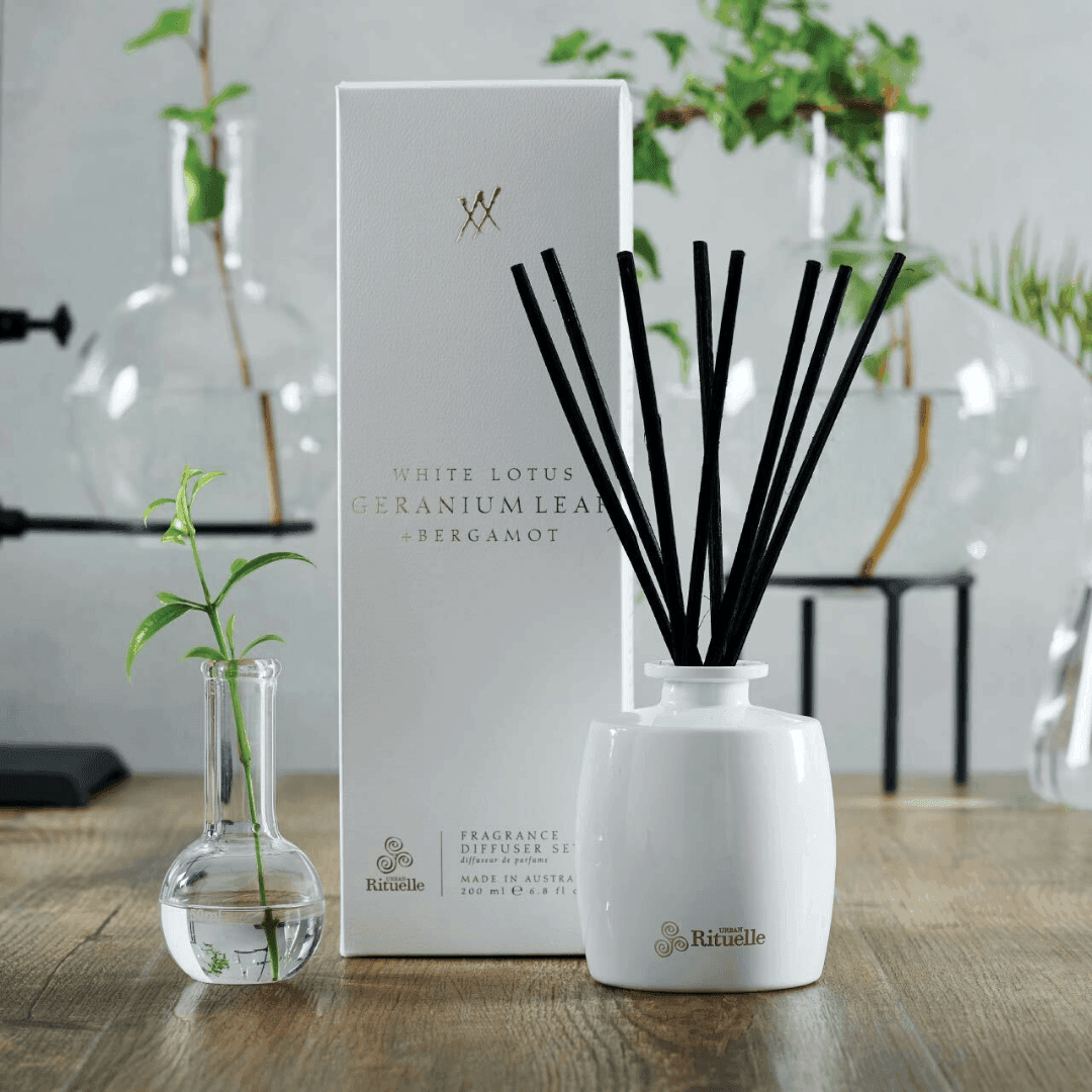 Urban Rituelle Diffuser - White Lotus, Geranium Leaf & Bergamot 200mL - The Perfume Company